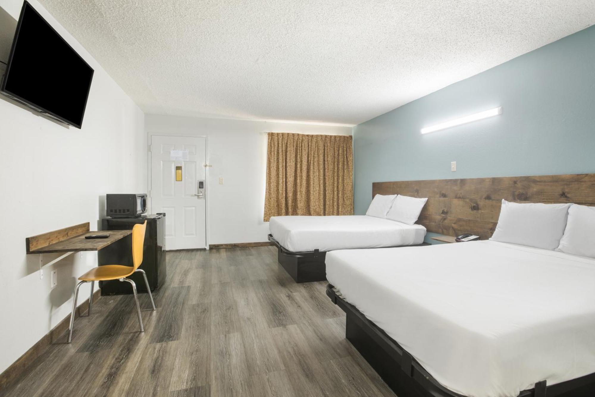Americas Best Value Inn Stockbridge Oda fotoğraf